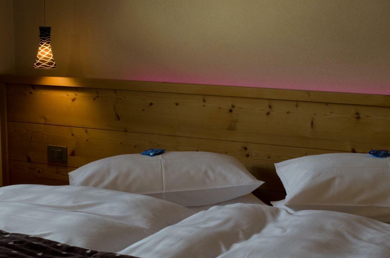 Hotel Daniela リヴィーニョ エクステリア 写真